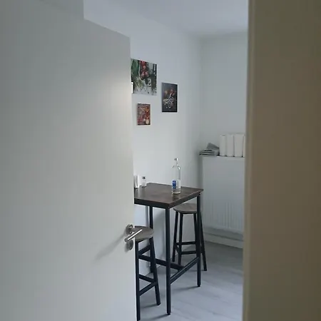 In - Eickel Refurbished With A Kitchen