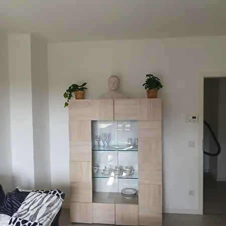 In - Eickel Refurbished With A Kitchen Daire